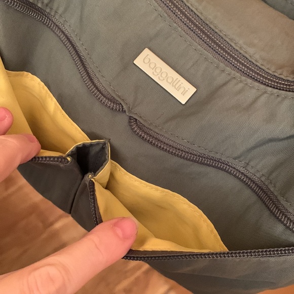 Baggallini gray woven nylon cross body shoulder bag purse zip top large VGUC - Picture 6 of 13